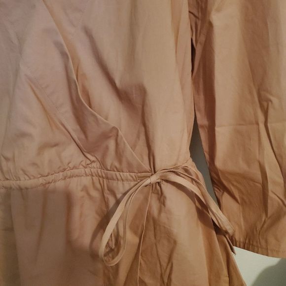 A new day wrap blouse size medium in pink - Picture 2 of 8